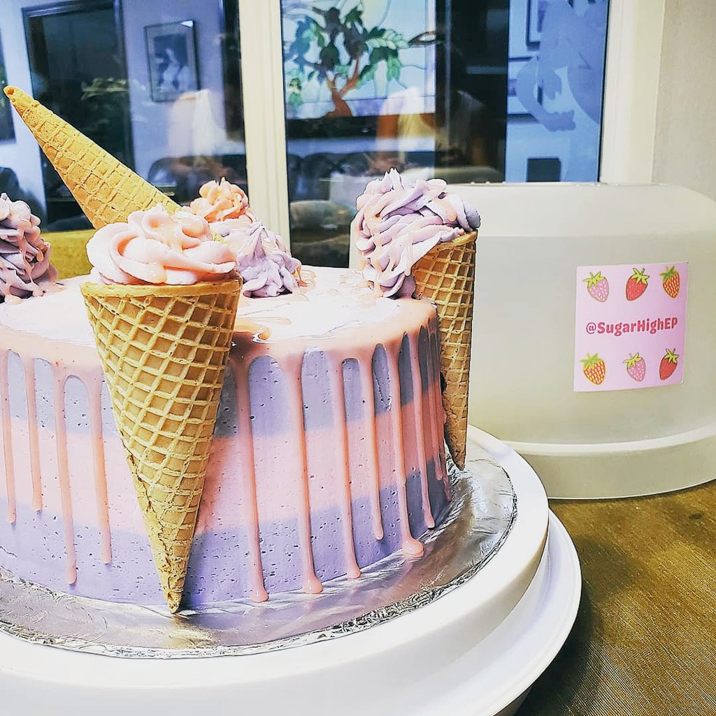SugarHighEP's tweet photo. The finished product of the perfect summer cake 🍰🍨
.
.
.
Just got back from España and back on my grind. Don't forget father's day this coming sunday!👨🏽Order you dad's favorite dessert with me!
#SugarHighEP #ElevatedSweets #KeepItLocalEP #IceCream #DripCake #Yum https://t.co/wNeyQ8Yqzq