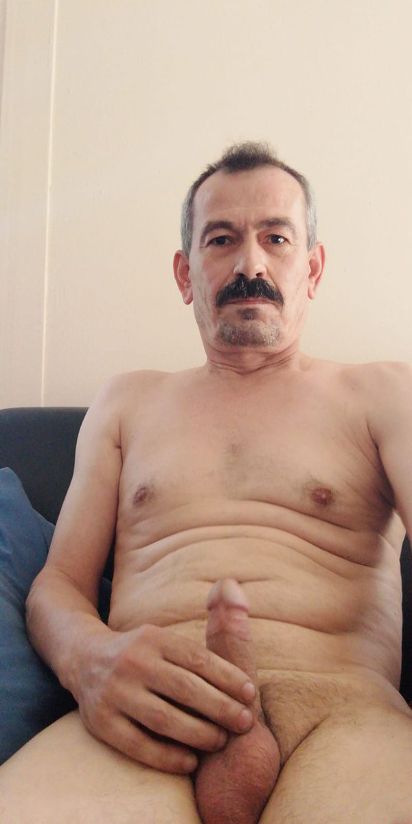 Katta eshak porno Shifokor mushukni davolaydi