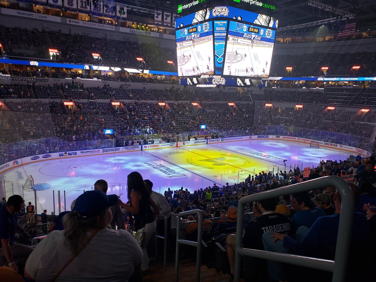 CakeEaterKyle's tweet photo. Let's do it tonight on home ice!! Let's go BLUES!!! https://t.co/G1yPO0Ptay