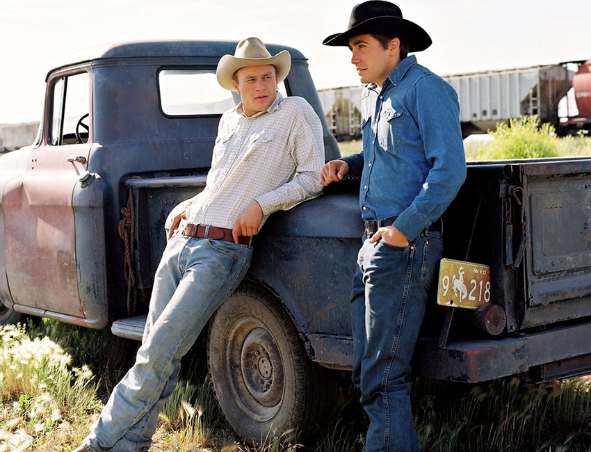 phoenixsgallery's tweet image. "Phoenix and Reeves taking the roles and believing in the film had set a president for future Hollywood stars and paved the way for Hollywood studios to cast two other teen idols, Heath Ledger and Jake Gyllenhaal, in Brokeback Mountain (2005)" - Jesssica Otterwell #PrideMonth