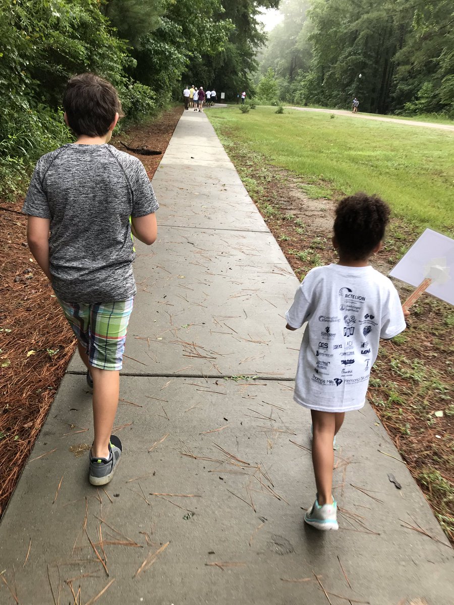 PalbertPeggy's tweet image. Thomas Mills 5K run and walk for Scleroderma Foundation #SclerodermaAware