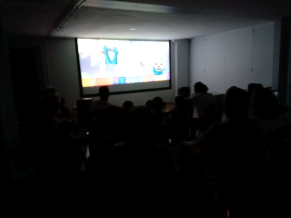 Fedcatcineclubs's tweet photo. El cineclub Geganters de Tavertet celebrant el #DASC2019. @cultpopular_cat Inici a portar gegantons; Presentació de la 3a Mostra de Cine Català a Tavertet i Projecció COCO https://t.co/gzRrDzaIHn