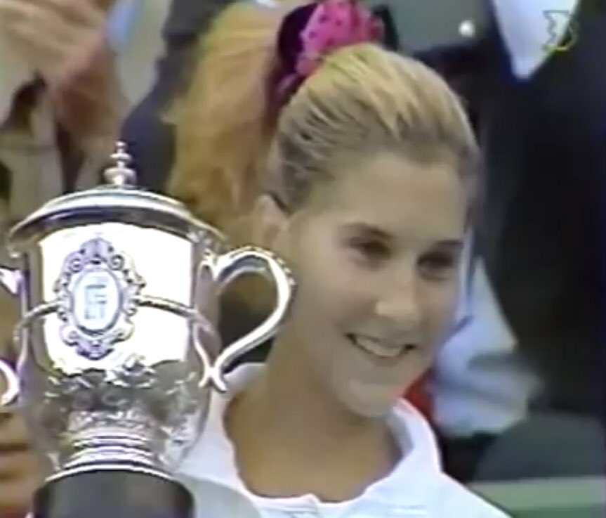 MONICA SELES - Página 9 D8qEeP7WwAAIl3Q