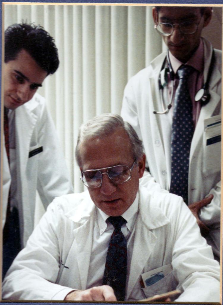 Donald Brown, MS, MD, came to <a href="/uiowa/">University of Iowa</a> to study pre-medicine and make an impact on the lives of others. He is still at Iowa, but transformed into a #cardiologist, teacher, and mentor to many. spr.ly/6011Eou3H  <a href="/IntMedatIowa/">Internal Medicine at Iowa</a>  <a href="/uihealthcare/">University of Iowa Health Care</a>