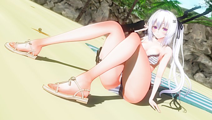 水着姿をかきました👙 