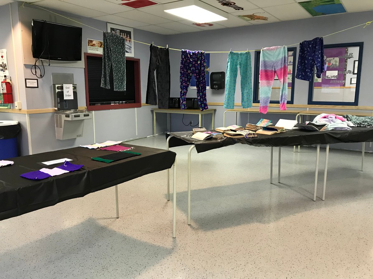 Got_qs's tweet image. On June 4 Long Range Academy hosted celebrated Ss year-long arts and science explorations. Congratulations on the exhibition! I can't wait to see what Ss create next year! #deeplearning #UDL @NLESDCA