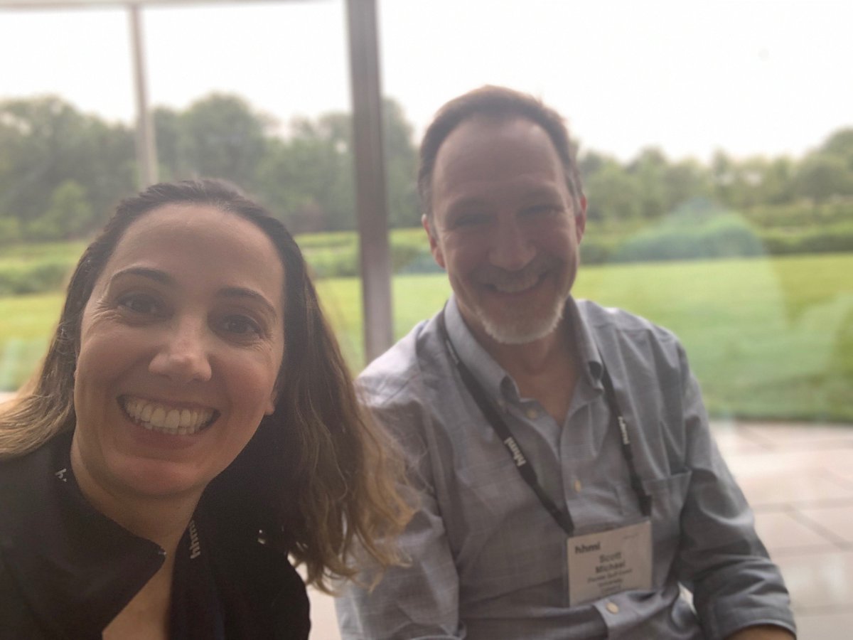 Brilliant, passionate, energetic with purpose. The HHMI #sea-phages students &amp; faculty rock! <a href="/HHMIJanelia/">HHMI | Janelia</a> <a href="/puffleflumps/">Scott Michael</a> <a href="/GHatfull/">Graham Hatfull</a>