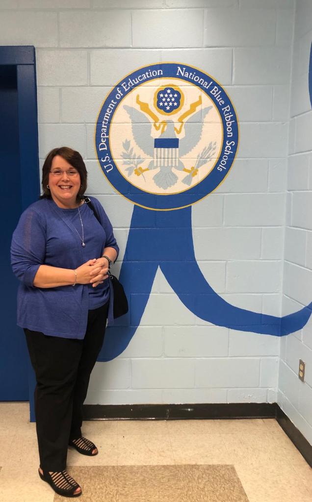 Mrs. Ogburn taking time out of her busy schedule to spend an afternoon with is at our annual Underclass Awards Ceremony. Thank you Mrs. Ogburn for all of your support!