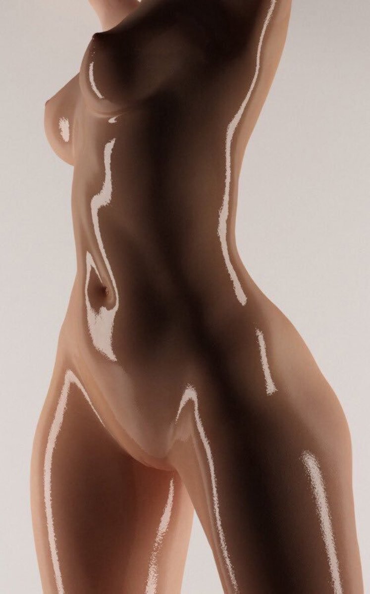 This how y’all females be feelin freshly shaved and moisturized 💦