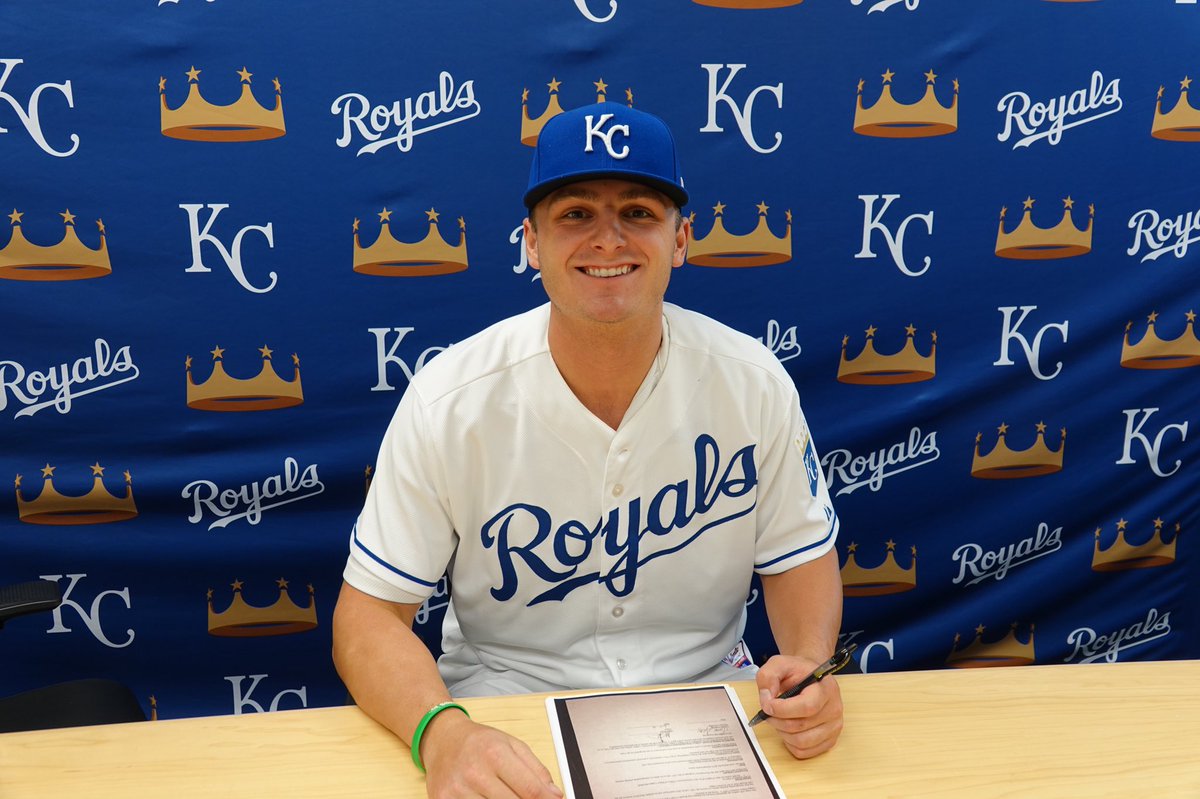 Alex Smith tweet media