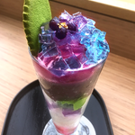 この夏食べたい!紫陽花モチーフのパフェがおしゃれと話題に!