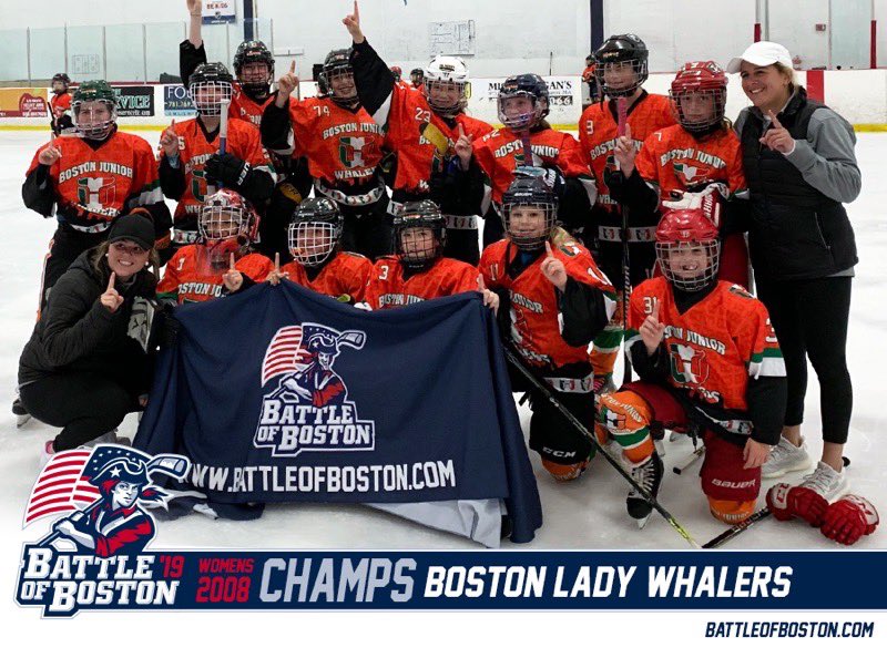 michaelaboyle16's tweet photo. Another great weekend with the @LadyWhalersAAA Thanks @Toni_Annn for keeping it fun behind the bench. Big OT win for the 08’s! 🐳 🏆 #swimwhale https://t.co/nDZEaUHp5Q