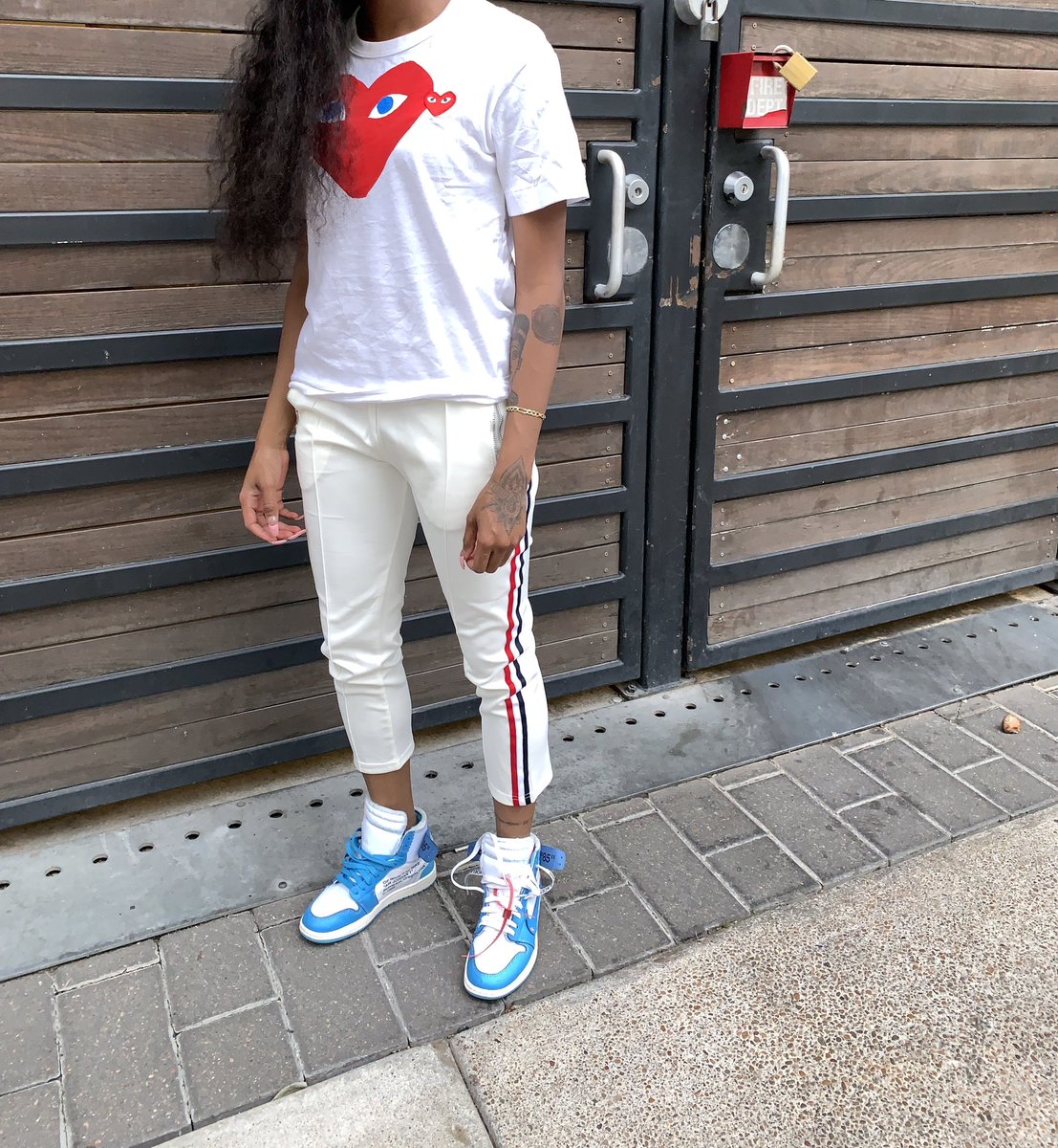 VayyDawn's tweet photo. Top two flyest shorty you know https://t.co/TZ4aIBbEDJ