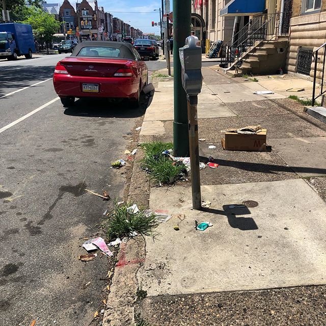 FilthadelphiaPA's tweet photo. 🗑: Broad &amp; Snyder
📍: S Philly
•
•
•
#philadelphia #philly #visitphilly #igers_philly #phillygram #notinphilly #howphillyseesphilly #phillyprimeshots #savephilly #discoverphl #phillymasters #instaphilly #explore215 #cityofbrotherlylove #phillylove… https://t.co/7aCqS8mYVJ https://t.co/de3aWFYjiM