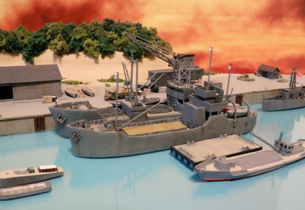 【フェアリー企画】1/700 陸軍輸送船 長野丸 1944.2.17 トラック空襲 1&frasl;700 陸軍輸送船 長野丸 1944.2.17 トラック空襲 |