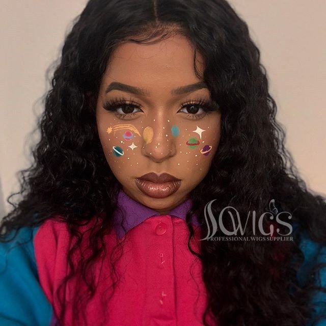 Sowigs_'s tweet image. #2Everything is on point💯💯

Original: @iambrattyb 
Hair: @Sowigs_ 

#NewProfiIePic #sowigs #makeup #Makeupbyme #makeupartist