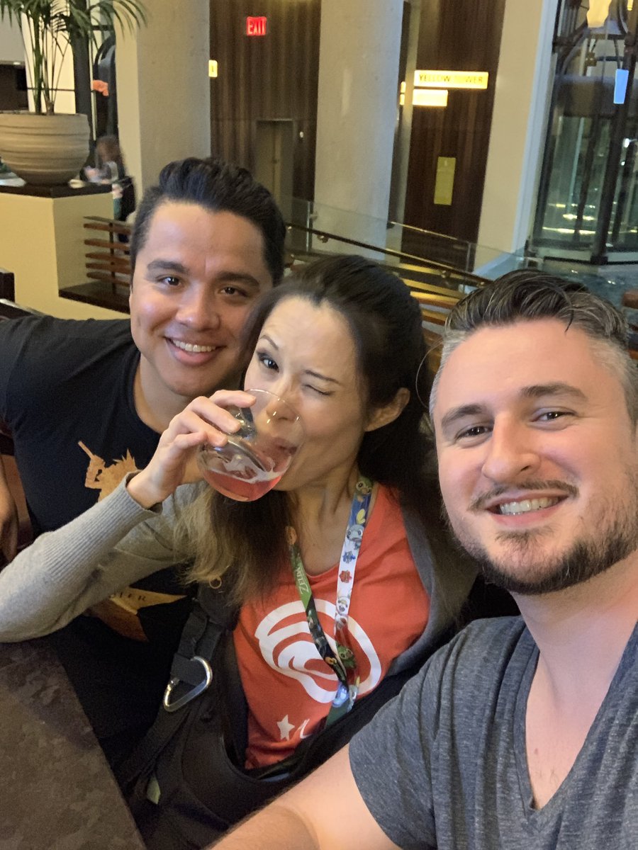 LightBoogey's tweet photo. Former star player meets the new class @NeuroIsDelish @LikeAHero π #UbiE3 #UbisoftStarPlayers https://t.co/IYSLM3ubqO