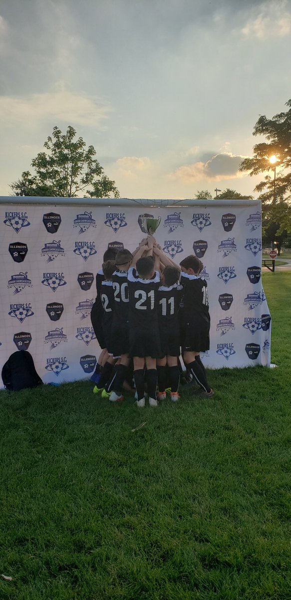 AldoCalderin's tweet photo. Great weekend for @PiratesChicago #11UBiggs and @FirebirdsSC #11UBlack for winning the championships today! #championshipgames #playforsunday #twoinoneday https://t.co/RSjcui3lYr