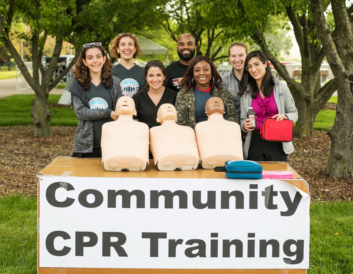 mila_felder's tweet image. #StridesForPeace What a great day on 6/6/19: $13,500+  for Advocate Trauma Recivery Center. Over 70 ACMC registrations for tots and adults.  Lots of fun at Medical Tent by ED team. One overall winner in 8K run-Go Kelly Misakian!