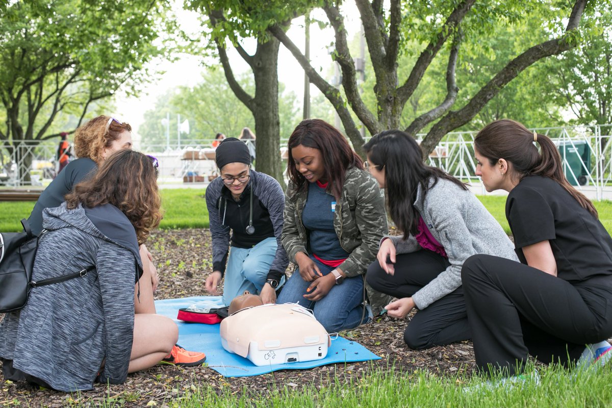 mila_felder's tweet image. #StridesForPeace What a great day on 6/6/19: $13,500+  for Advocate Trauma Recivery Center. Over 70 ACMC registrations for tots and adults.  Lots of fun at Medical Tent by ED team. One overall winner in 8K run-Go Kelly Misakian!