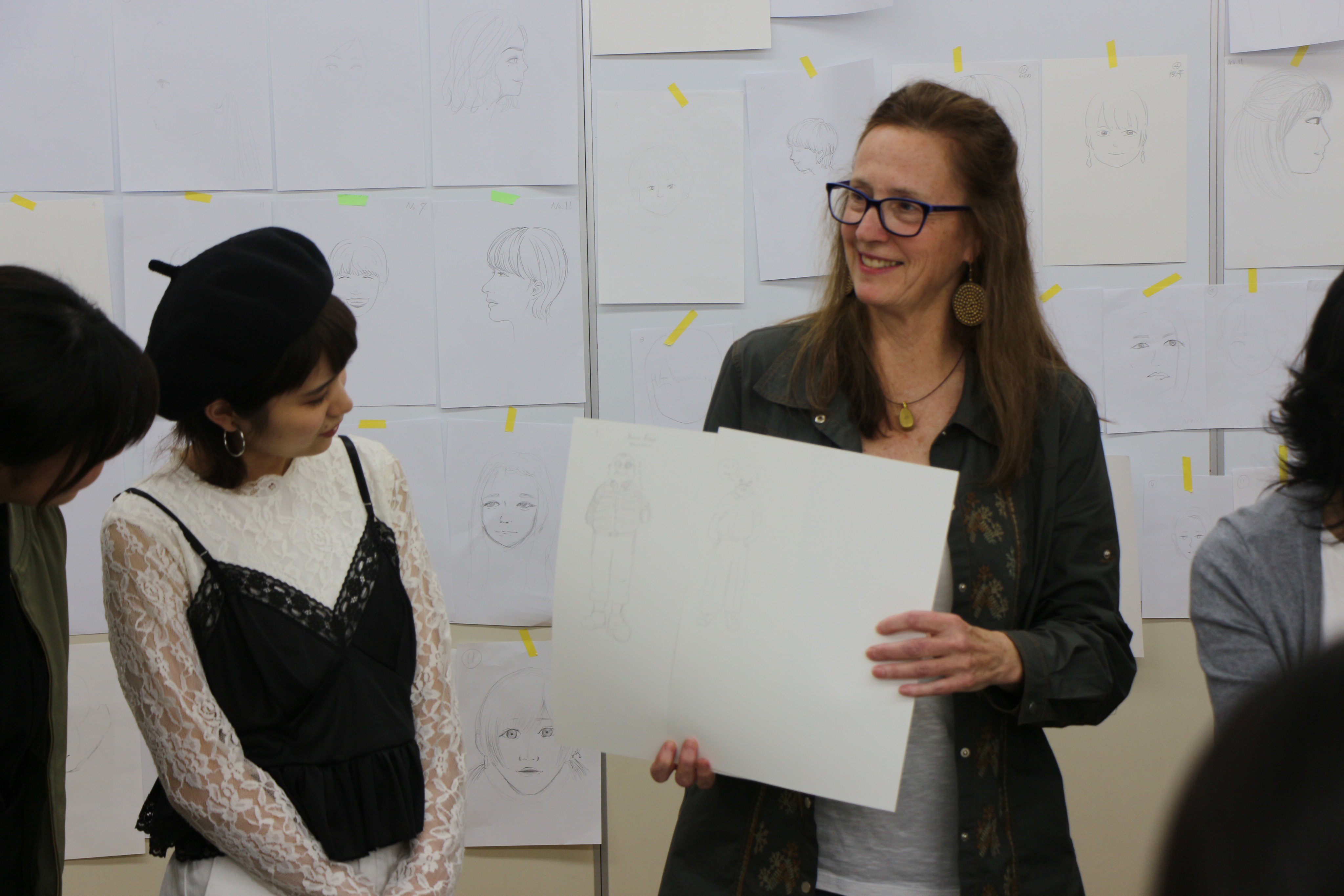 上田安子服飾専門学校 ロサンゼルスにある西海岸最大のファッション 専門学校 Fidm とハリウッド映画の衣装製作者を多数輩出している カリフォルニア芸術大学 から先生をお招きし授業を開講しました T Co Ejsg7ee5oc Twitter