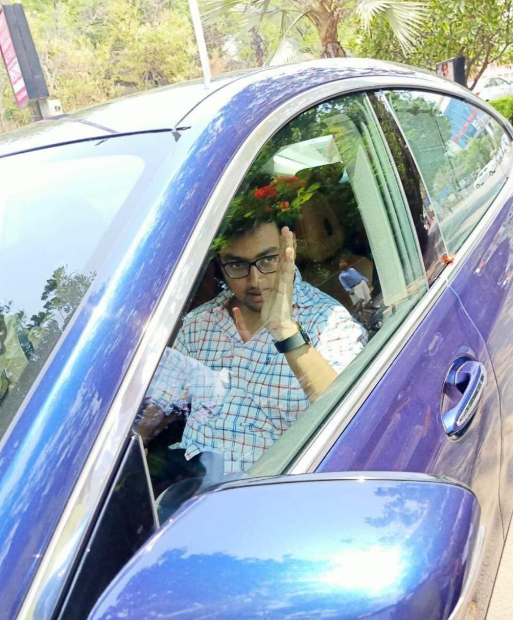 D8r7VssU8AABUMk.jpg:large