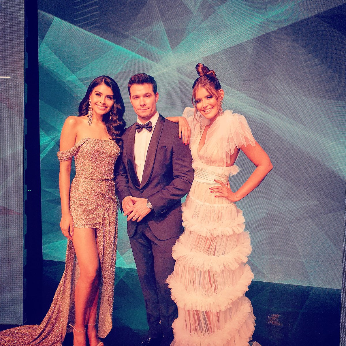 BrandonPeniche's tweet photo. Esto es MEXICANA UNIVERSAL #MexicanaUniversal2019 @MexicanaUTV https://t.co/o8ug1563sv