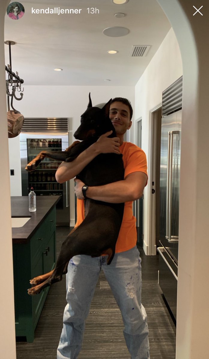 ภาพจากอินสตาแกรมสตอรี่ของเคนดัลค่ะ