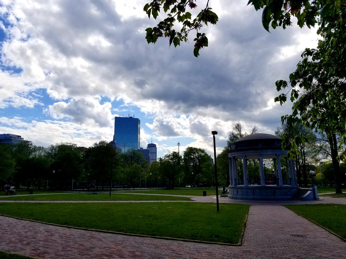 SUOLDanny's tweet photo. Can't wait to welcome another group of students to this beautiful city! https://t.co/3jZOjijnZW