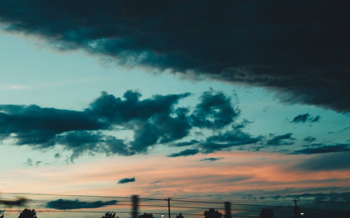 KolbieMaynard's tweet photo. Night Drives ☄️🌊✨ https://t.co/7KeeCJEemW