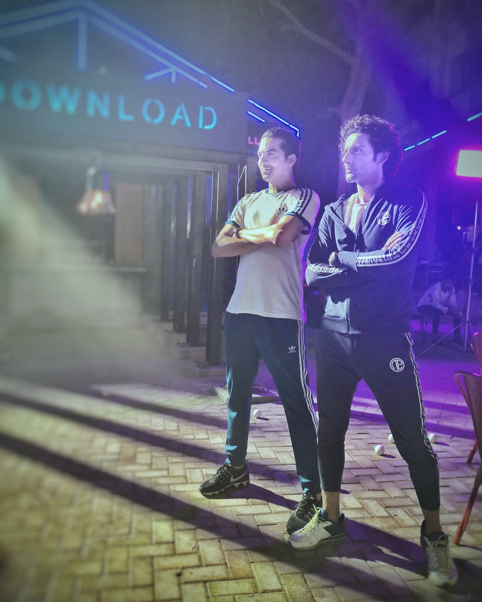 mohibmirza's tweet photo. #telenor #brothers #azharNmazhar #readytodownload #baby @alisafina #muhibmirza https://t.co/PgQ4VBeVyq