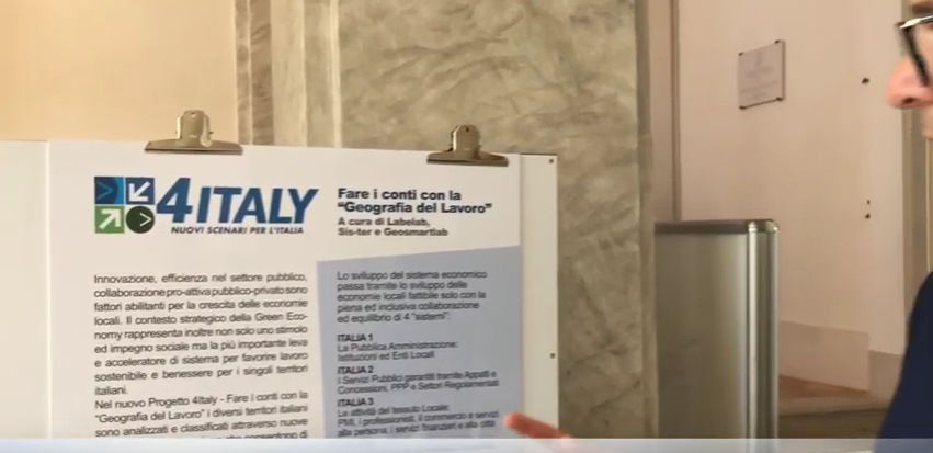 labelab's tweet image. #4Italy, nuovo progetto di labelab. &quot;Fare i conti con la geografia del lavoro&quot;: lo sviluppo dell&apos;economia passa attraverso lo sviluppo dei sistemi economici locali attraverso la sinergia delle quattro italie.
⤵️ youtube.com/watch?v=NADLAV…