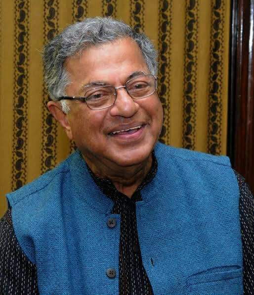 AbhayAd99's tweet photo. Deeply saddened when I heard. 
Veteran Actor, playwrighter, Director #Girish_Karnad ji passed away this morning.#RIP😭💐🎬🙏🌻❤😰😢😭
 Famous fims Ek tha tiger, Tiger Zinda hai, , 8×10Tasveer , Hey Ram, Iqbal,  Shivay. 
 Awardee #Gyanpeeth, #Padmvibhushan, #Padmashree https://t.co/mpPgyzFw9a