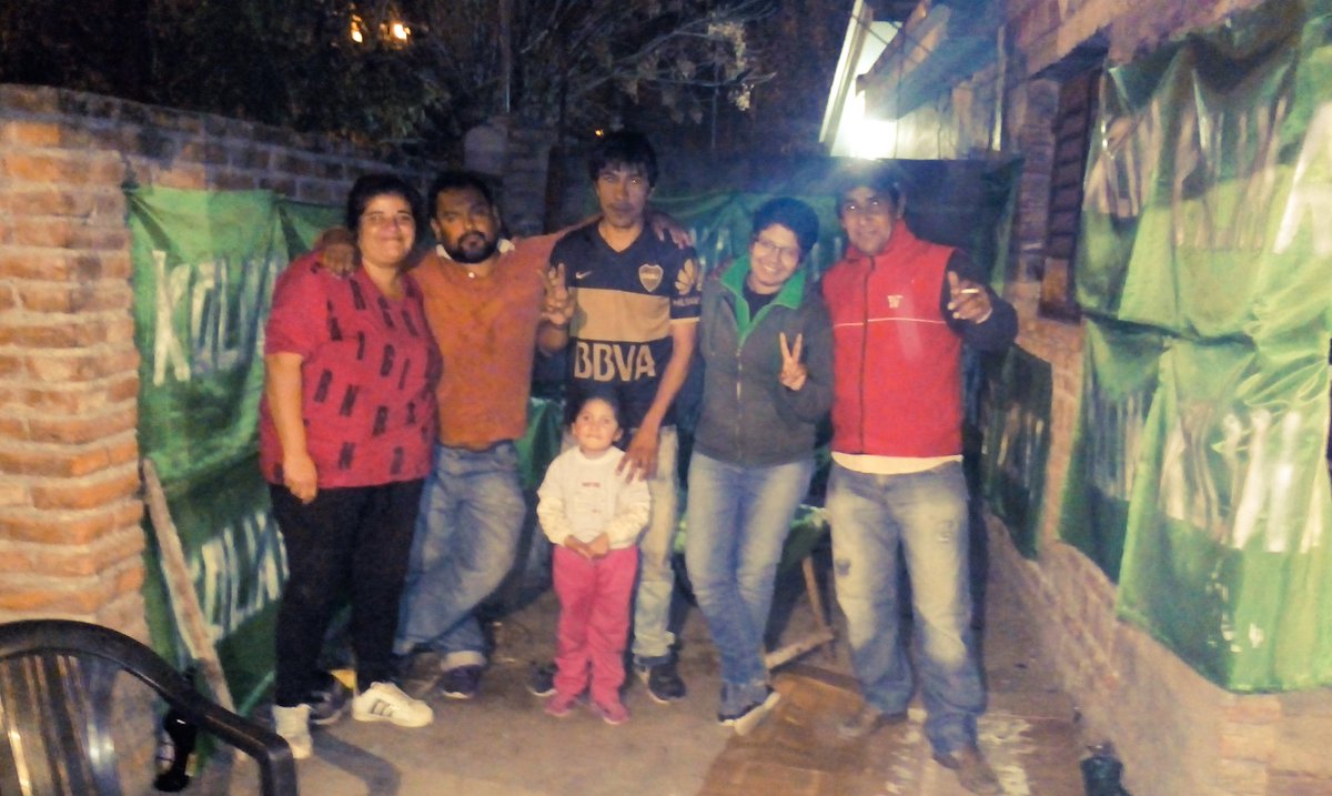 KolinaSgo's tweet image. Kolina Santiago preparándose para recibir a la Jefa @CFKArgentina .

#KolinaEsLealtad