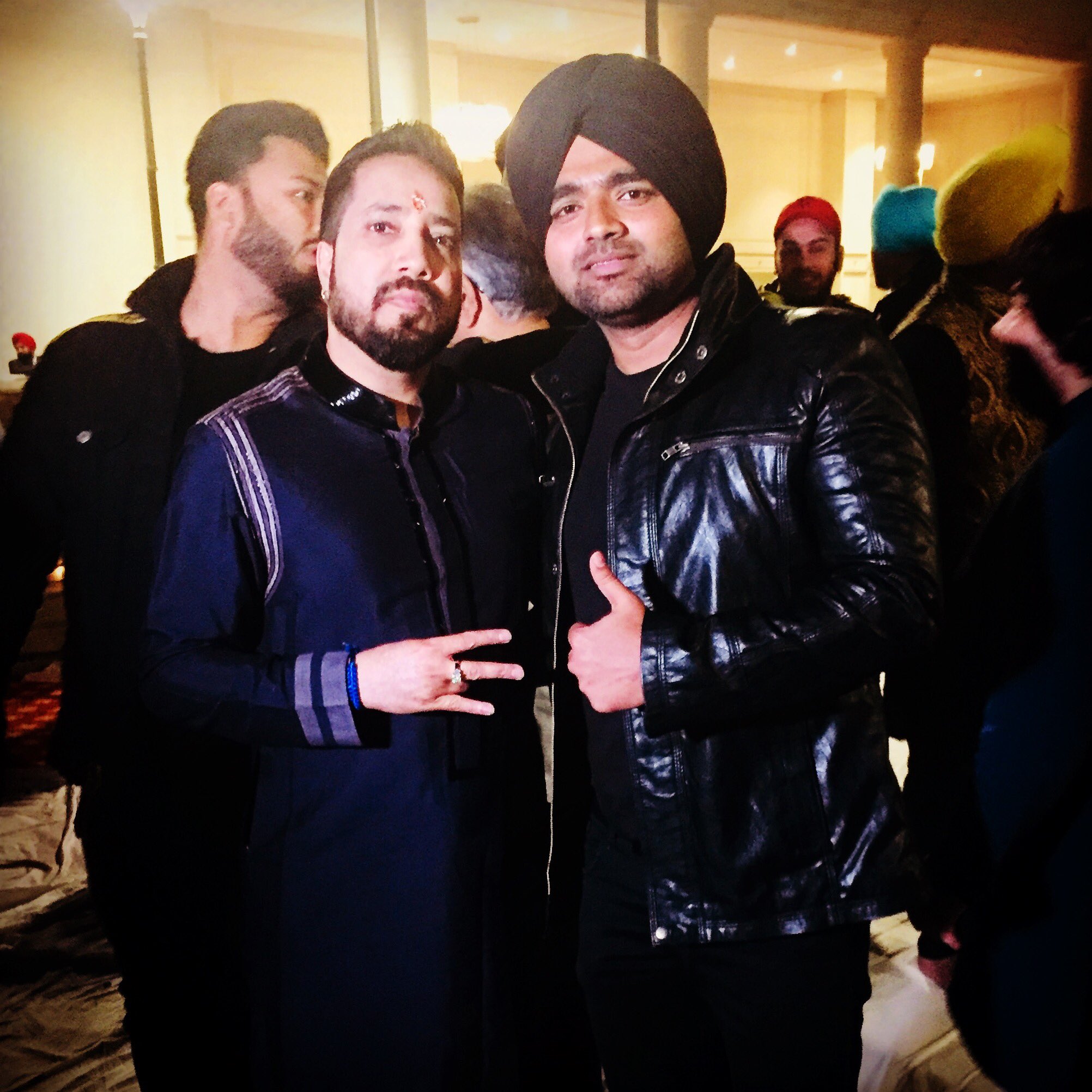 Wishing u very Happy birthday Mika Singh Paaji   { { The king of Bollywood Paaji 