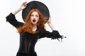 Eva elfie хэллоуин ведьма. стрижка волос ведьмочки. ковен викканская магия. самайн эстетика ведьмы. прическа на хэллоуин.