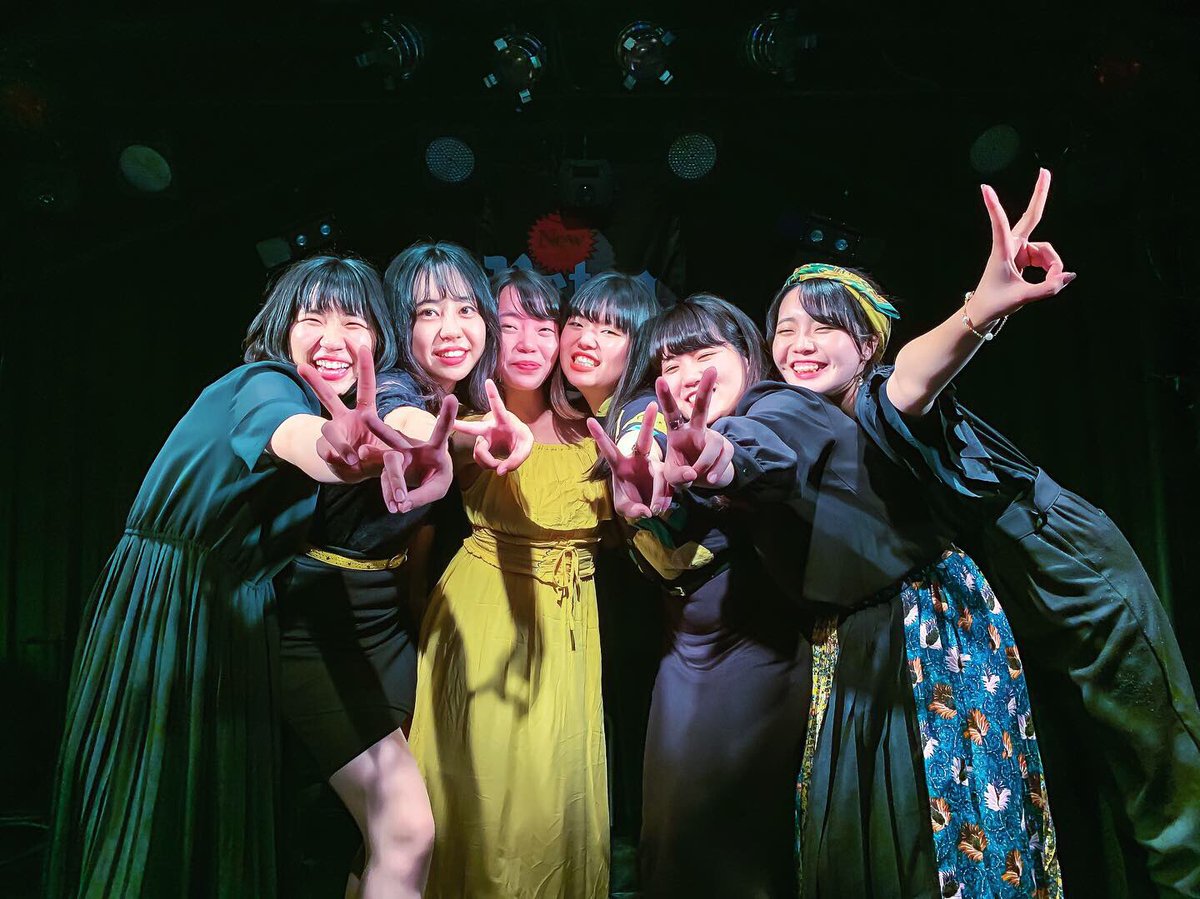 Lemon_Acorde's tweet photo. 2019.06.02(土)
宮崎 Sol.Vox vol.10に出演させていただきました！
美味しいチキン南蛮を食べ、あたたかい雰囲気の中で歌えて最高でした🌴🐓
演者のみなさん、スタッフのみなさんありがとうございました！🍋 https://t.co/zIJUecqRcB