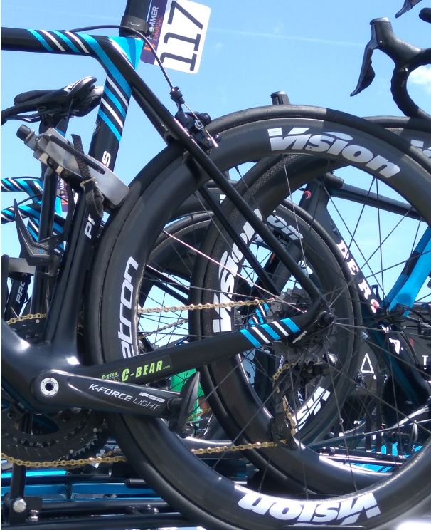 cbearcycling's tweet image. @HammerSeries  Limburg #Sittard 2019. C-BEAR ITA 386 #ceramicbb on #117 @DennisvanWinden @yallaACADEMY team bike #DeRosa + #FSA. When team mechanics talked, C-bear listened and delivered
#cbearssp #silentspeedperformance #cbearian #yallaAcademy #HammerLimburg #ita386 #procycling