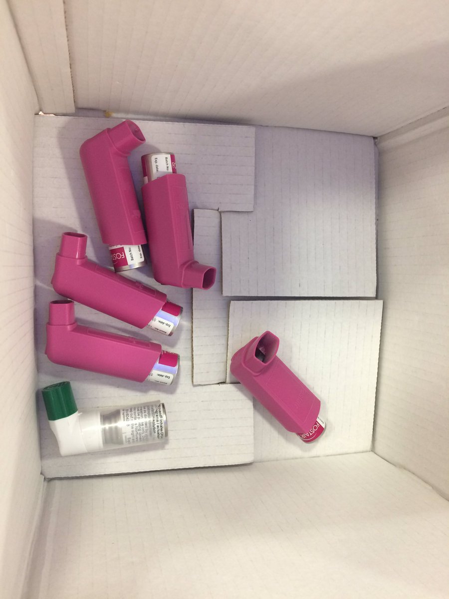 CBrockelbank's tweet photo. Cottingham Pharmacy in Grimsby are doing their bit to help the environment by recycling inhalers. They recycle between 100-200 a month but say they could recycle more if people were aware. It’s part of a scheme by @GSK with 1.2mil being recycled nationally https://t.co/yozIKAmgND