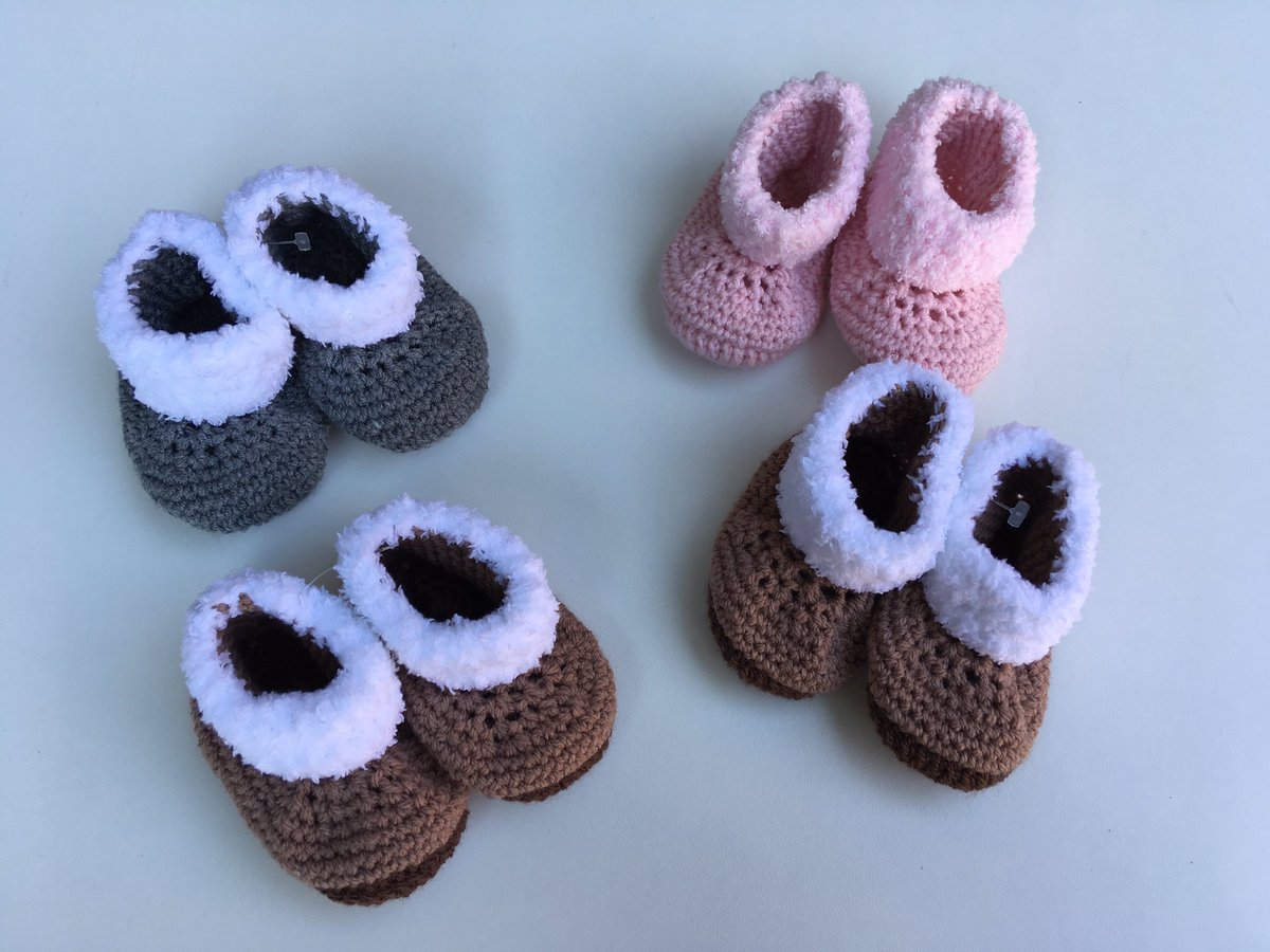 HandKnittedLove's tweet photo. I love these little crochet ugg style bootees on sale in my lovely wool shop I have made sizes 3-6 mths 6-9mth #handmade #crochet #pumpkinpatterns #babyuggstylebootees #babygifts https://t.co/73vi8MFlda