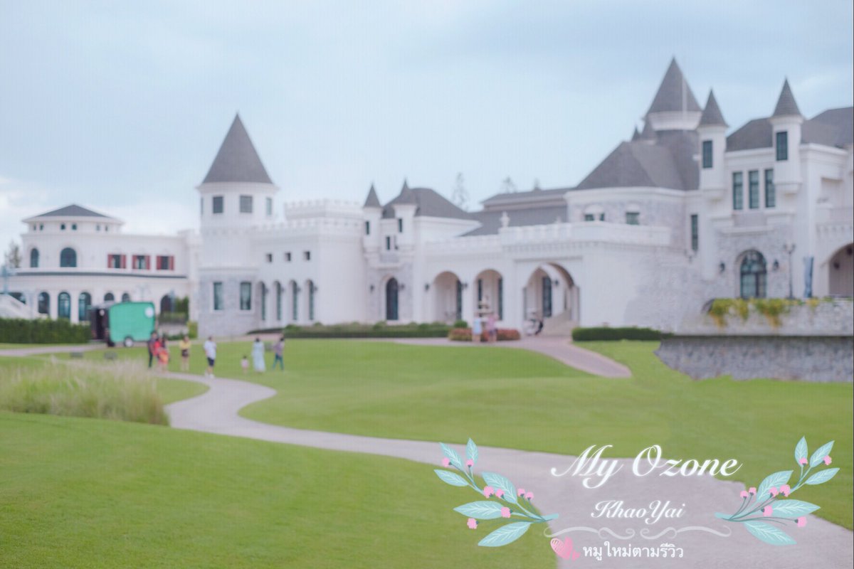 alonsass's tweet photo. 🏰Castleton Cafe @MyOzone Khaoyai Resort.👸🏼
🏰คาเฟ่เล็กๆในปราสาทใหญ่👸🏼
✨บรรยากาศดี ทุ่งหญ้าสีเขียว กับปราสาทสีขาว 🍃

My Ozone - เขาใหญ่, ต.วังไทร อ.ปากช่อง จ.นครราชสีมา
📞เบอร์ติดต่อ : 044-009-100
📍พิกัด : https://t.co/1FFubFUeCu
#หมูใหม่ตามรีวิว
#คาเฟ่เขาใหญ่
#MyOZoneKhaoYai https://t.co/gMo95odI75