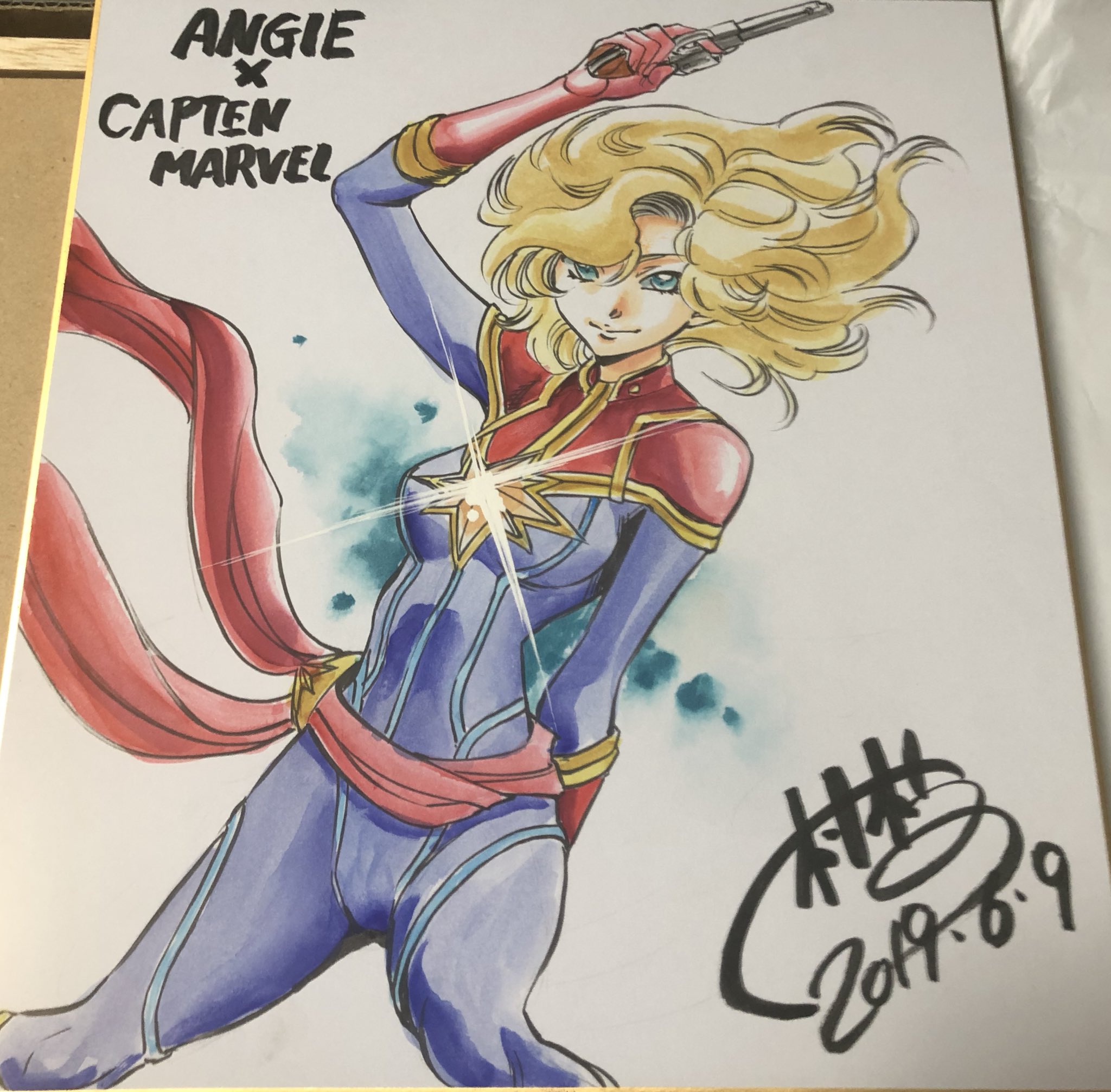 千載爛漫の雪 on X: 村枝先生の事前コミッション、REDのアンジー×キャプテン・マーベルでお願いしました！村枝先生のキャラのマフラーのように、腰布がたなびいている構図をお願いしましたが、いい風が吹いていてイイ！！  #CaptainMarvel #村枝賢一 #ジャパコミ https ...