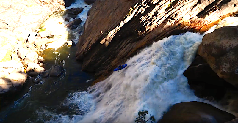 kayakSessionMag's tweet photo. Watch Nouria Newman run Tongue Bomb during a first descent in Wyoming’s Big Horn Mountains along with Ben Stookesberry and Erik Boomer (who ran the drop first). (full article to be found in KS#68) #firstD #whitewater #kayaksession #Bighorn https://t.co/uKXXYVKqtQ