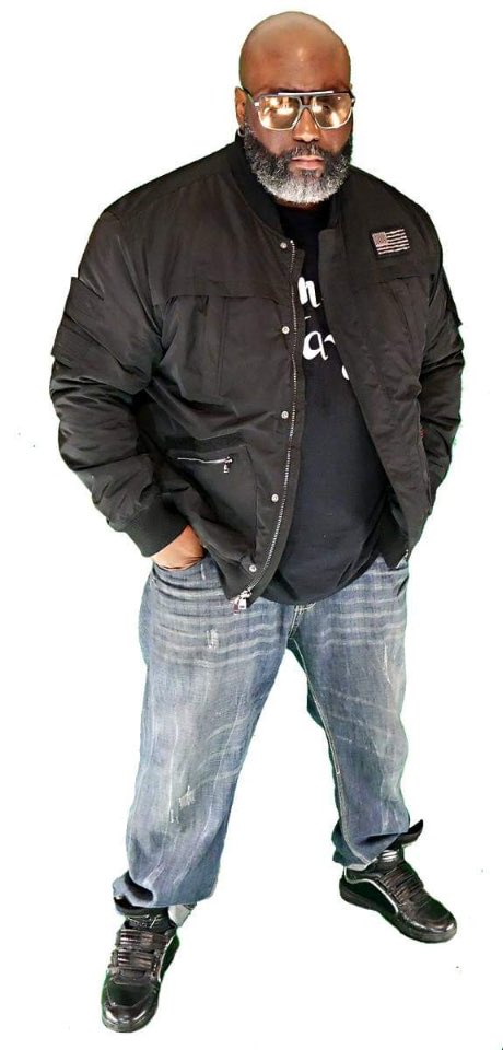 wayneuncle's tweet image. Uncle Wayne will be on Facebook live at halftime of the NBA finals tonight.  #hithandbluez #advertisingme