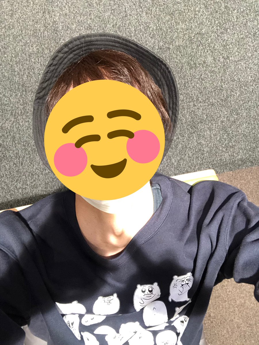 しゅーず 概念 そういや札幌の自撮り載せてなかったので空港でのシーン載せます しゅーず 概念 そういや札幌の自撮り載せてなかったので空港でのシーン載せます