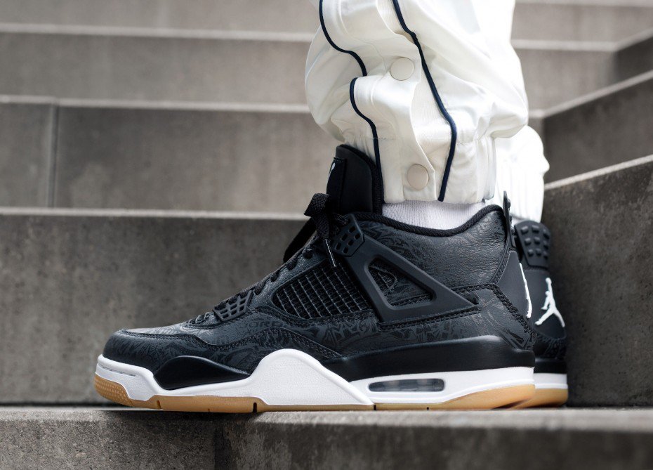 jordan 4 black gum on feet