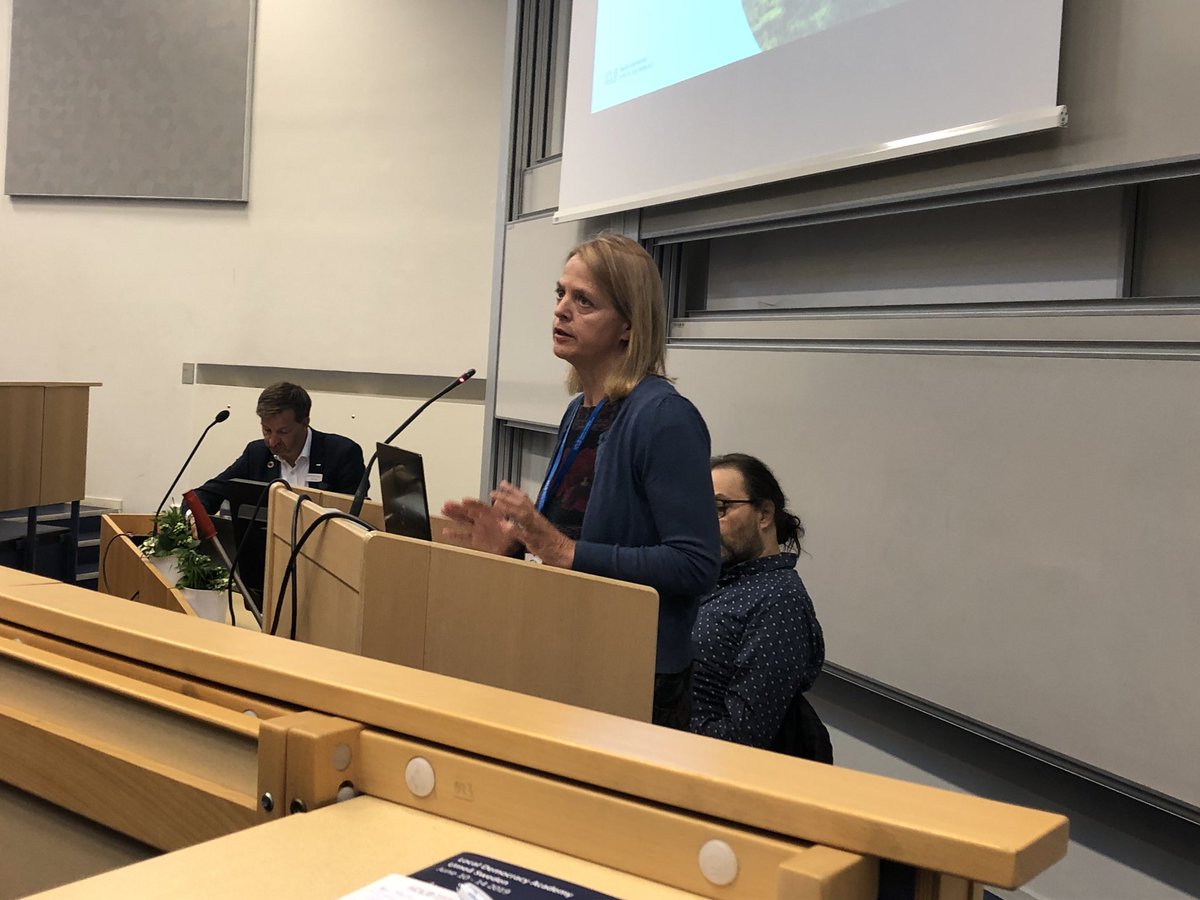 “65% of the #SDGs can only be achieved if local governments take them on” says <a href="/UCLGLearning/">UCLG Learning</a> Sara Hoeflich de Duque at <a href="/ICLD_Sweden/">ICLD</a> #Localdemocracyacademy