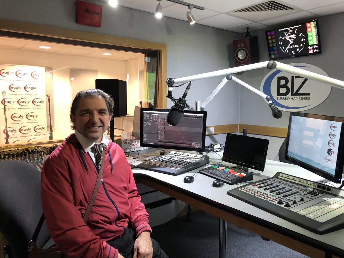 _Oakleaf's tweet photo. Simon and a group of @_Oakleaf clients were lucky enough to win a tour of @eagleradio We had a brilliant morning learning about broadcasting &amp; writing very catchy jingles!! Thank you Stew and all the Eagle team for being so welcoming! #guildfordcharity #surrey #mentalhealth https://t.co/ACDIdAP4uq