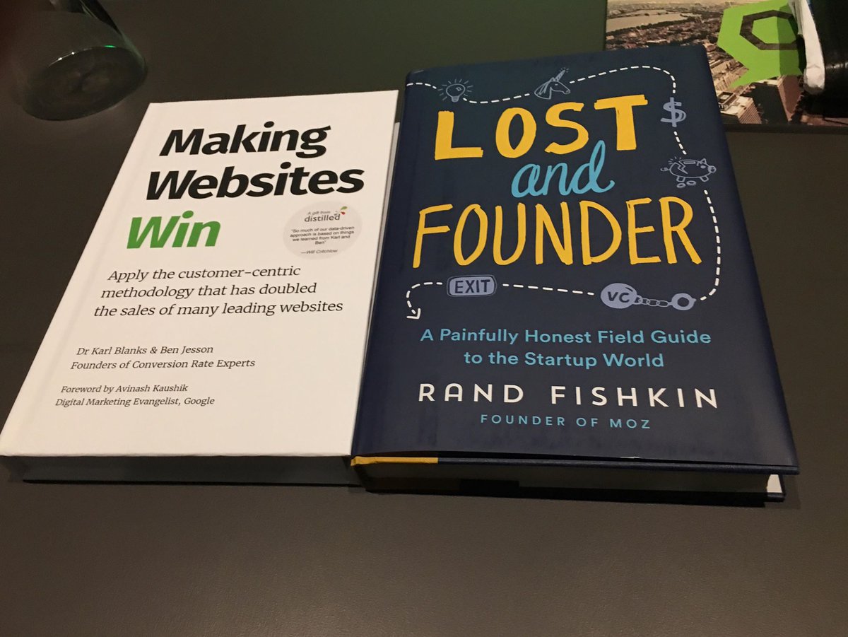 RiouxJA's tweet photo. Nice #SearchLove  Gifts to kick off the day! Have fun party people! https://t.co/H1EJuH2FYn
