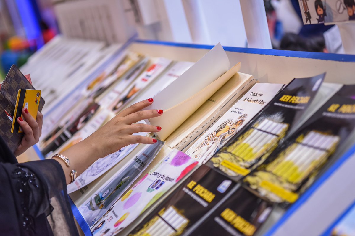 ADIBF's tweet photo. Over 120,000 books have been sold at #ADIBF2019. From poetry to autobiographies, from thrillers &amp; mystery novels to children's bedtime stories, &amp; in many languages, there were books to suit all preferences https://t.co/K9LaBrvnYC